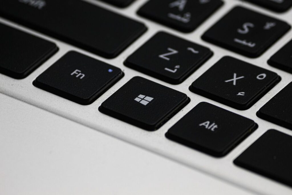 Kako spojiti laptop i TV